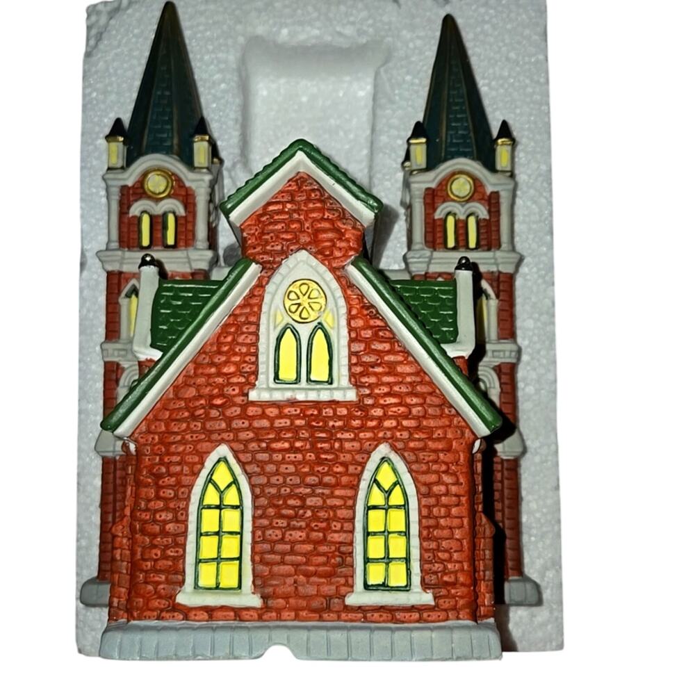 Copperfield Porcelain Church Keepsake/Decor with Lights - Picture 3 of 9